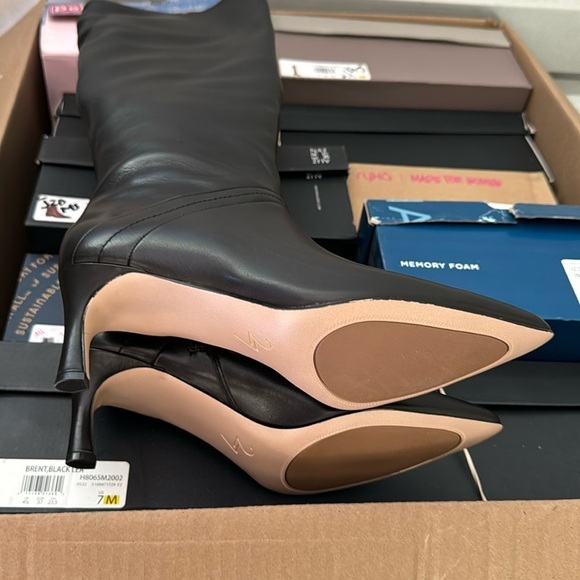 27 Edit Naturalizer Women's Falencia Boot Black Leather (WIDE) - Picture 5 of 9